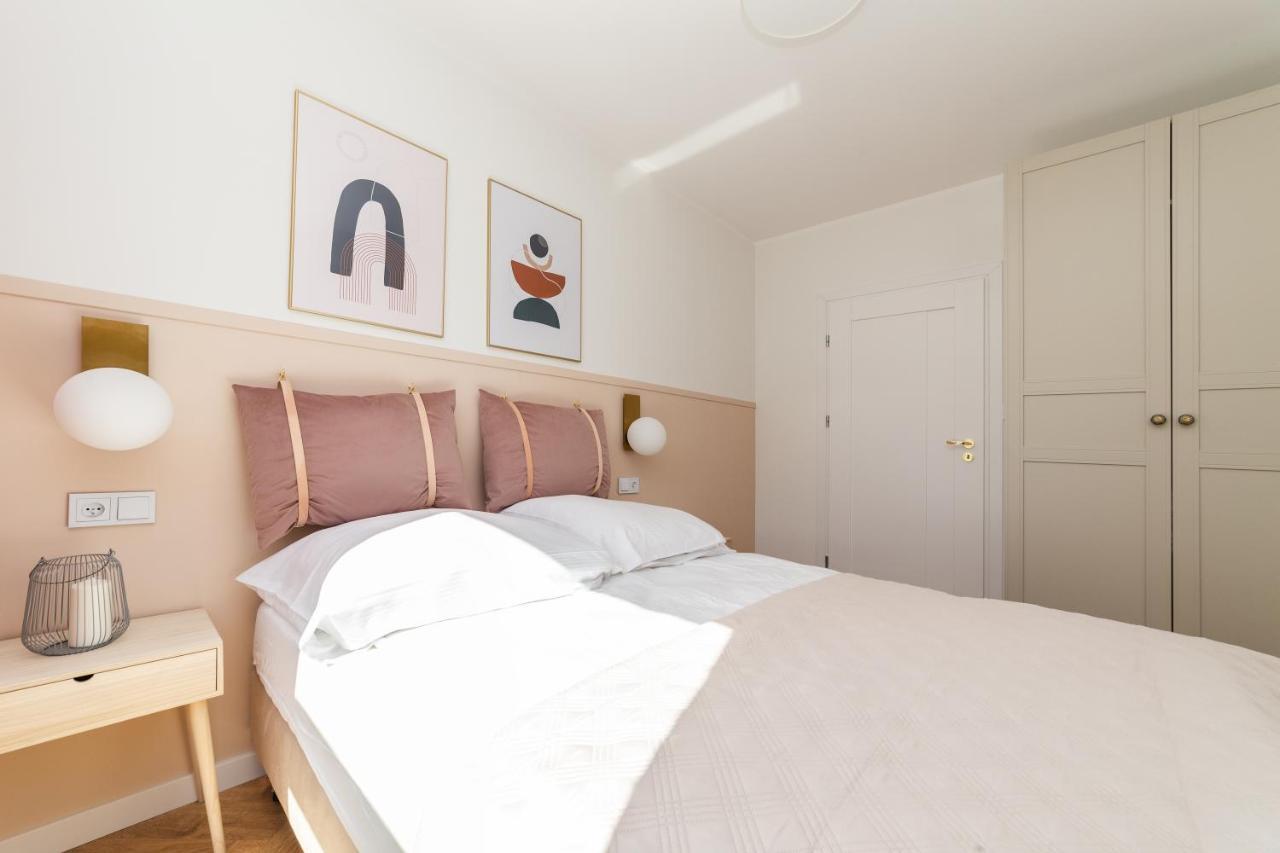 Pobookowane Barbary Delux Old Town Apartman Gdańsk Kültér fotó